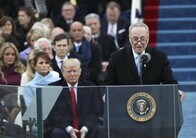 米民主党トップ、トランプに選挙公約の中国「為替操作国」認定を要請