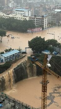 中国・南寧市、洪水警戒を最高水準に　台風で貯水池決壊・大規模冠水