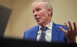 ユナイテッドＣＥＯ、大規模合併実現に否定的　アメリカンの拒絶受け