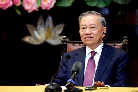 ７月１９日、 中国の習近平国家主席は、訪中しているベトナム最高指導者のトー・ラム共産党書記長（写真）と会談した。ハノイで６月代表撮影（２０２４年　ロイター）