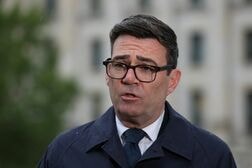 英首相、16年ＥＵ離脱国民投票に「ロシアが干渉」　仏独に警告