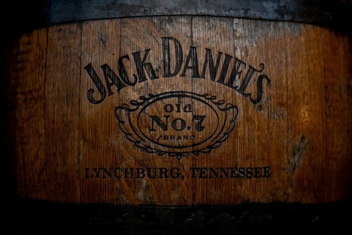 仏蒸留酒ペルノと「ジャックダニエル」の米社、統合交渉打ち切り