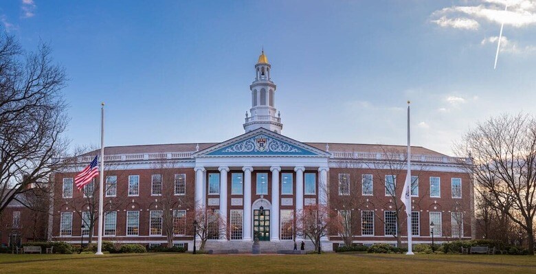 Hensley Carrasco-Shutterstock