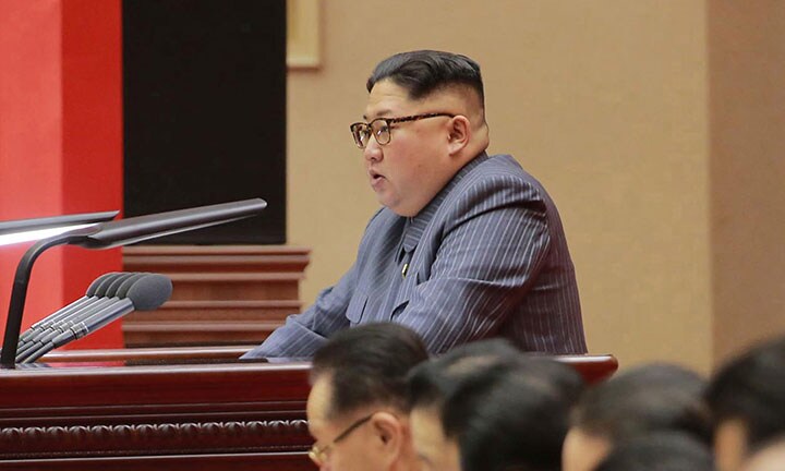 日本に「過去清算」を迫る金正恩の真意はどこにある　KCNA-REUTERS