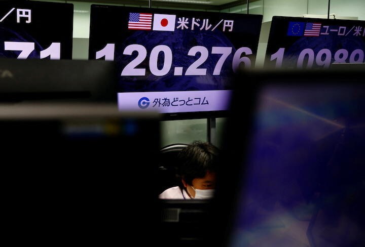 日米の金利差が意識されたことで円安が急速に進んでいる　Kim Kyung Hoon-REUTERS