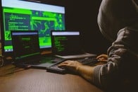 現代安全保障のパラドクス...テロに悪用されるAIにより世界が直面する危機