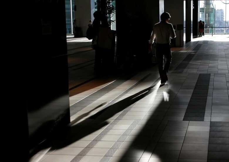 １０月１８日、１０月ロイター企業調査では、北朝鮮の核・ミサイル問題が事業や事業継続計画に具体的な影響を及ぼしていると回答した会社が全体の２４％を占めた。都内で先月２９日撮影（２０１７年　ロイター／Toru Hanai）