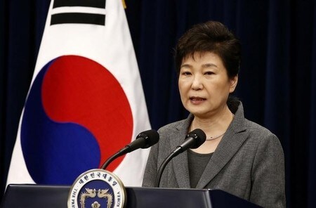　１２月５日、韓国最大野党「共に民主党」の禹相虎院内代表は、党の会合で、９日に採決が行われる朴槿恵大統領の弾劾訴追案が可決される確率は５０％との見方を示した。写真はソウルで１１月撮影（２０１６年　ロイター／Jeon Heon-Kyun）