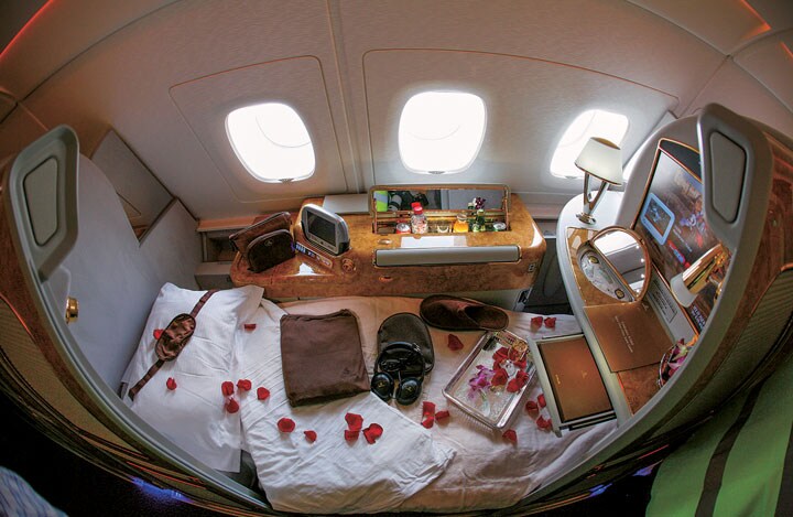 提供品は機内でご利用ください（エミレーツのファーストクラス）　Phil Noble-REUTERS