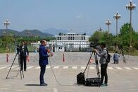 イラン交渉団イスラマバード到着、条件受け入れなら協議開始＝国営メディア