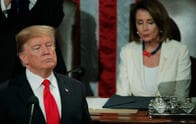 弾劾調査に大きなヤマ場、反トランプ証言を全米にライブ中継