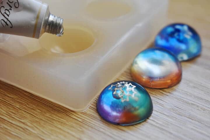 レジンアクセサリーの制作