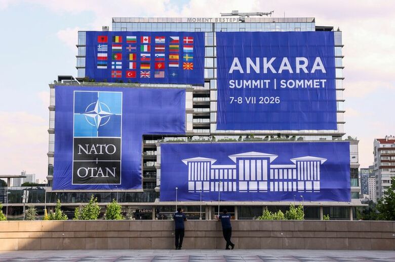 7月7日、トルコのアンカラで開催されたNATO首脳会議の会場脇で撮影。REUTERS/Yves Herman