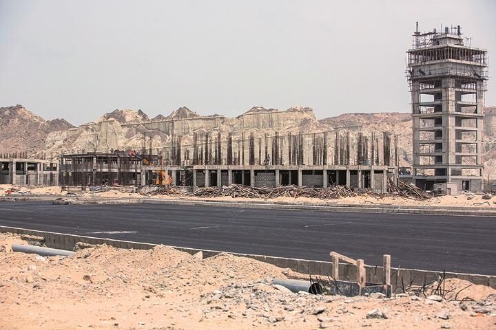 中国事業は遅れ気味？（写真はパキスタンの港湾施設）　ASIM HAFEEZーBLOOMBERG／GETTY IMAGES