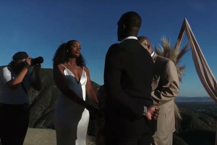 注目を集めた「500ドル結婚式」　YouTube/FOX 11 Los Angeles