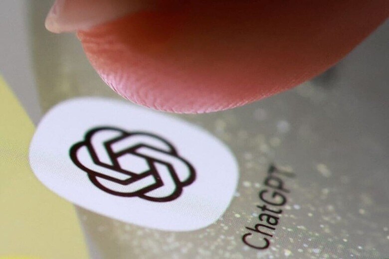 対話型ＡＩ（人工知能）「チャットＧＰＴ」を手がける米オープンＡＩは２８日、１１月４日からインドのユーザーを対象に低価格サブスクリプション（定額課金）プラン「チャットＧＰＴゴー」を１年間無料で提供すると発表した。写真はチャットＧＰＴのアプリアイコン。１０月２７日、ボスニア・ヘルツェゴビナのゼニカ市で撮影（２０２５年　ロイター/Dado Ruvic）