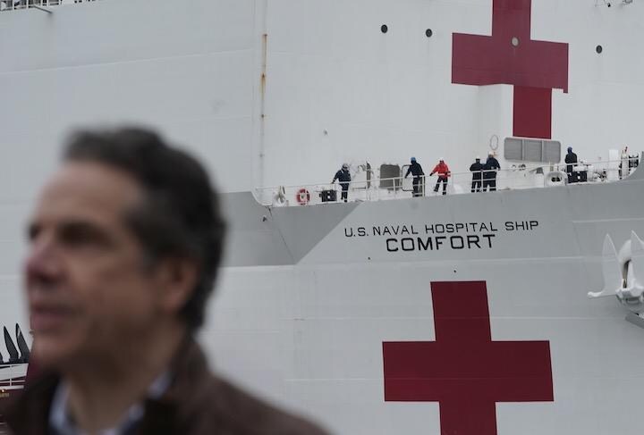 コロナ対応でNYのクオモ知事は評価をあげているが...... REUTERS/Carlo Allegri