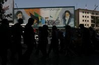 アングル：「どう暮らせばいいのか」生活苦深まるイラン市民、指導部は抗議再燃を警戒