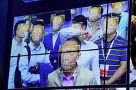 アマゾンが売り込む「監視社会」、顔認証技術を警察に提供