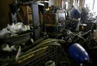 機械受注6月は9.7％増、「持ち直しの動き」判断維持