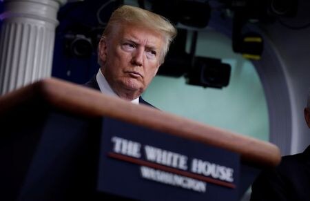 　４月１０日、関係筋によると、トランプ米大統領は前週、在韓米軍駐留費の負担増を巡る韓国の提案を拒否した。ワシントンのホワイトハウスで撮影（２０２０年　ロイター/Yuri Gripas）