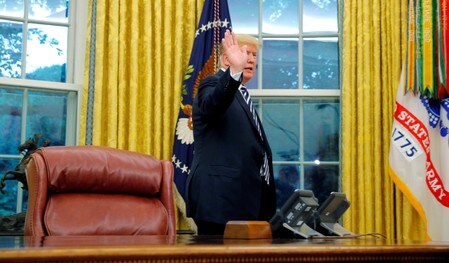 　７月３０日、トランプ米大統領はイランとの関係改善に向け、同国の指導部と前提条件を付けずに会談する意思があると述べた（２０１８年　ロイター/Brian Snyder）