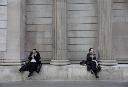 　２月１０日、英求人雇用連盟（ＲＥＣ）と会計事務所ＫＰＭＧの月例調査によると、１月の英国の求人は２０２０年８月以来最大の落ち込みとなった。ロンドンで先月１７日撮影（２０２５年　ロイター／Isabel Infantes）