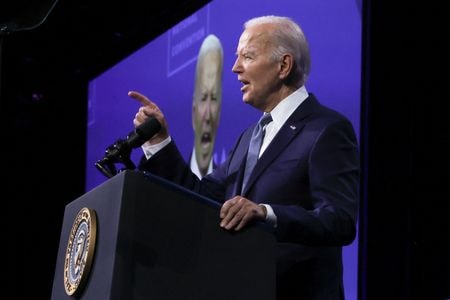 　７月２１日、バイデン氏は米大統領選挙から撤退する意向を表明した。各国首脳らの主な反応をまとめた。ラスベガスで１６日撮影（２０２４年　ロイター/Tom Brenner）
