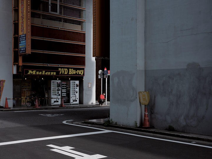 5月25日、秋葉原／世界の大都市を中心に広がった新型コロナウイルスにより、感染症や災害に対する過密都市の脆弱性への認識は広がりつつある。テレワークなど働き方の変化もあり、人口の一極集中が続いていた東京都は7、8、9月と3カ月連続で転出超過となった