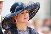 【写真】ガガ様とビヨンセしか着こなせない「奇抜なドレス」を着こなしてしまった、オランダ・マキシマ王妃