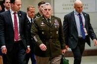 ｢イラン､3カ所から16発のミサイル発射。基地破壊と要員殺害が目的｣エスパー米国防長官