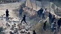 ヨルダン川西岸で入植者がパレスチナ人世帯包囲、イスラエル軍の排除難航か