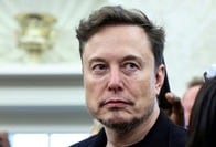 マスクは「ロイターは嘘をついている」と主張するが...低価格EV開発中止報道で揺れるテスラ