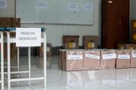 ペルー大統領選決選投票は接戦、フジモリ氏が僅差でリード＝出口調査