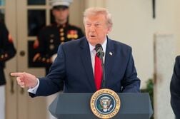 トランプ氏、16日に国民に向け演説　議題は明らかにせず