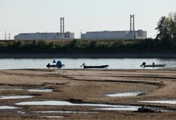 ハンガリー、原発の冷却体制確保へドナウ川で土木工事　首相表明