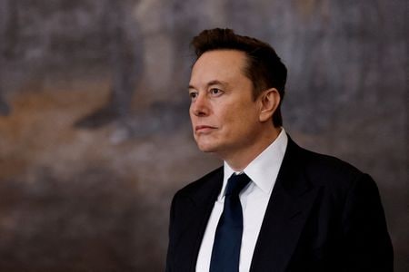 　２月３日　イーロン・マスク氏（写真）は３日、米国際開発局（ＵＳＡＩＤ）の閉鎖に取り組んでいると述べた。写真は１月２０日、米ワシントンで代表撮影（２０２５年　ロイター）
