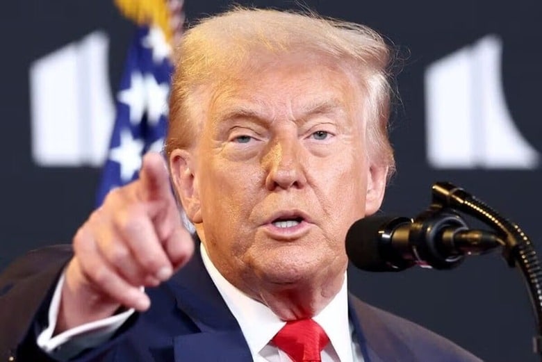 トランプ米大統領が先月、ノルウェーのストルテンベルグ財務相に電話し、「ノーベル平和賞を受賞したい」と伝えていたことが分かった。１３日撮影（２０２５年　ロイター/Kevin Lamarque）