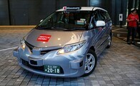 世界初、自動運転タクシーが営業走行実験　乗客「普通のタクシーと勘違いするほど自然」