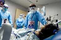 ICU病床不足のアメリカに迫る感謝祭休暇とさらなる感染拡大