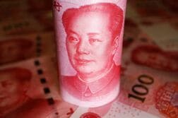 オフショア人民元、上海ＦＴＺでの1日当たり取引高が120億ドル突破