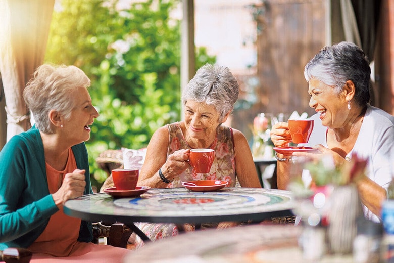 中年期以降の健康的な生活習慣にコーヒーをうまく取り入れたい　PEOPLEIMAGES.COM - YURI A/SHUTTERSTOCK