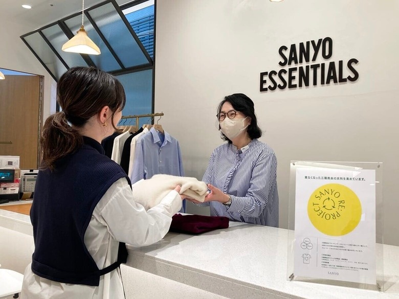 全国約750カ所の売り場で衣料品回収を実施。写真は「SANYO ESSENTIALS 日本橋髙島屋S.C.店」