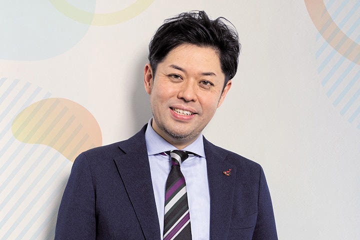 新しい経済コンテンツ企業PIVOTの執行役員、竹下隆一郎氏　Tomohisa Tobitsuka for Newsweek Japan