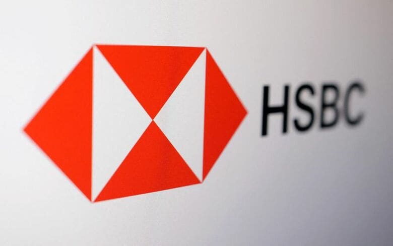 ＨＳＢＣのロゴ。２０２３年１２月撮影。REUTERS/Dado Ruvic