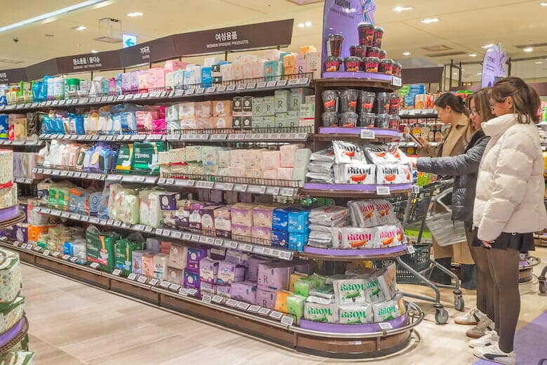 ロッテ百貨店本店の生理用品売り場