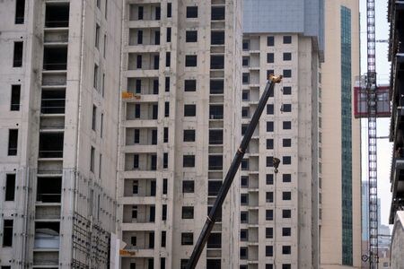 中国国家統計局が１５日発表した１─７月の不動産投資は前年同期比６．４％減と１─６月の５．４％減から減少ペースが加速し、２０２０年３月以降で最大の落ち込みとなった。上海、７月撮影（２０２２年　ロイター／Aly Song）