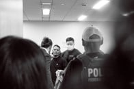 【写真特集】命をかけた旅の結末　法の名の下に拘束される移民たち