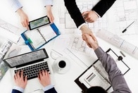 超エリートが走らす最先端の会社のかたち