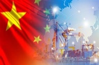 中国経済に予想外の追い風...米中関税戦争中なのに「輸出ブースト」の背後にあるもの